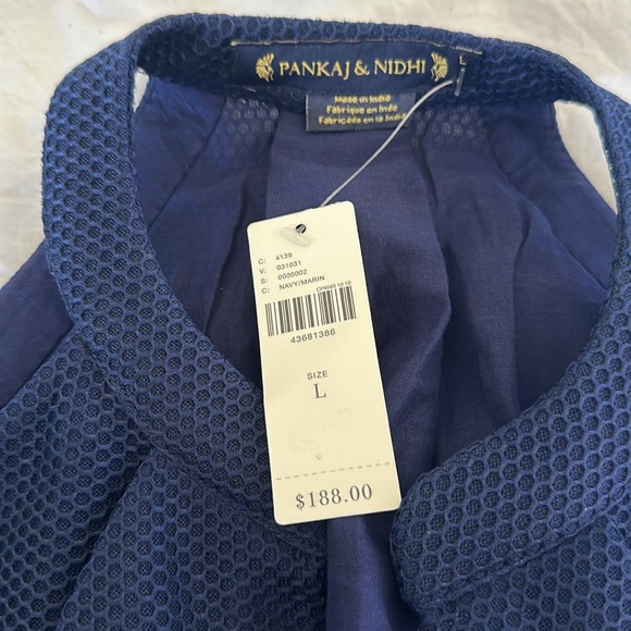 High neck halter top - Picture 5 of 10